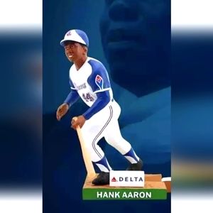 Hank Aaron Barrier Breakers Figure Atlanta Braves SGA